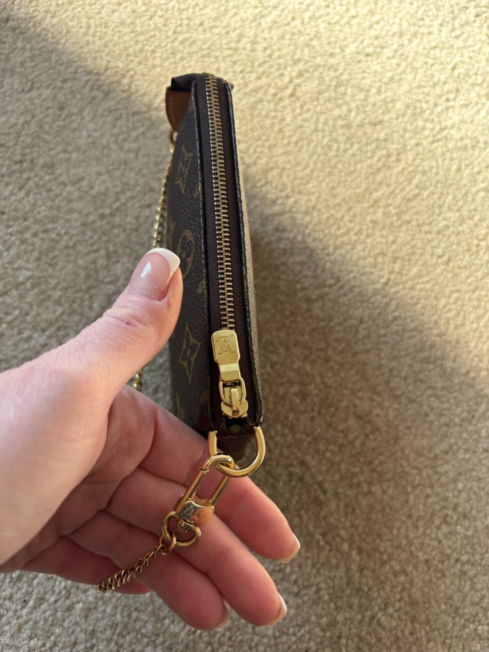 Louis Vuitton Pochette Accessoires - Picture 8 of 16